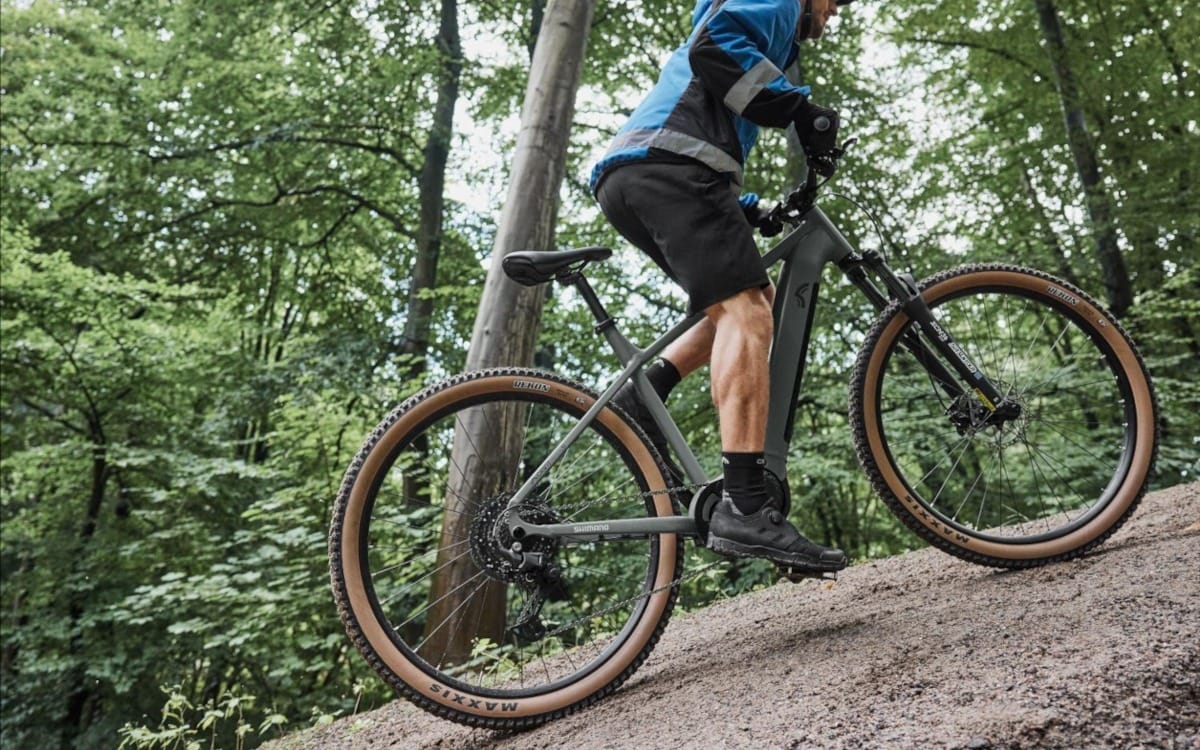 Lidl frappe fort avec son premier VTT électrique : le Crivit Peak 709 - Actualité 1 Crivit Peak 709 Lidl - meilleur VTT électrique - en-velo-simone.fr