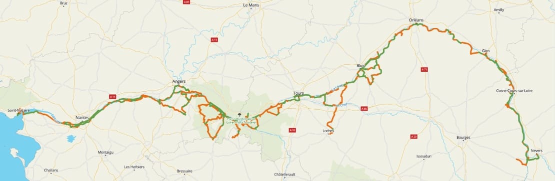 La Loire à Vélo : Une Épopée Française Entre Châteaux, Nature et Douceur de Vivre - Cyclotourisme 3 La Loire à vélo - meilleur vélo électrique - en-velo-simone.fr (2)