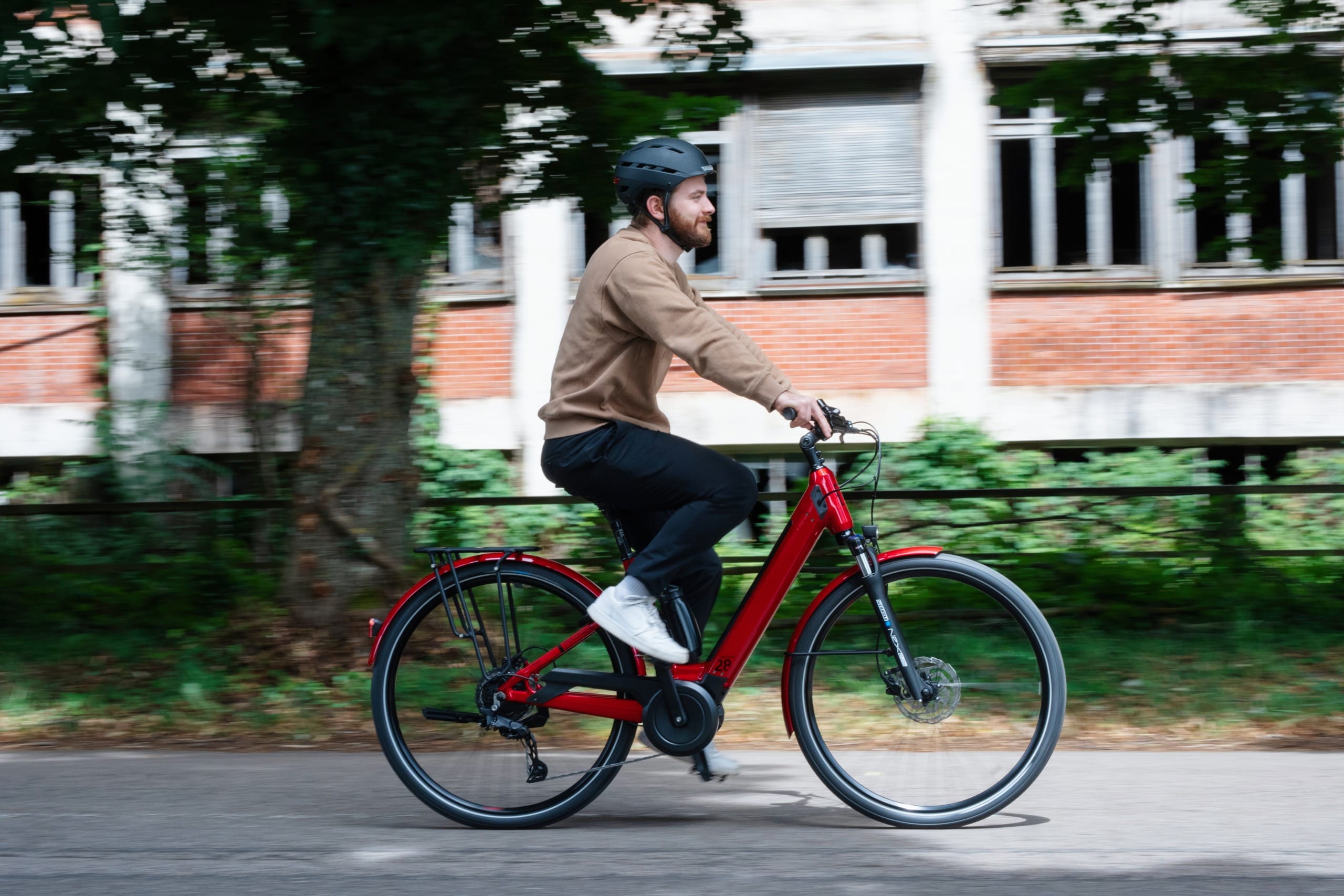 Moustache Samedi 28.1 - meilleur vélo électrique - en-velo-simone.fr