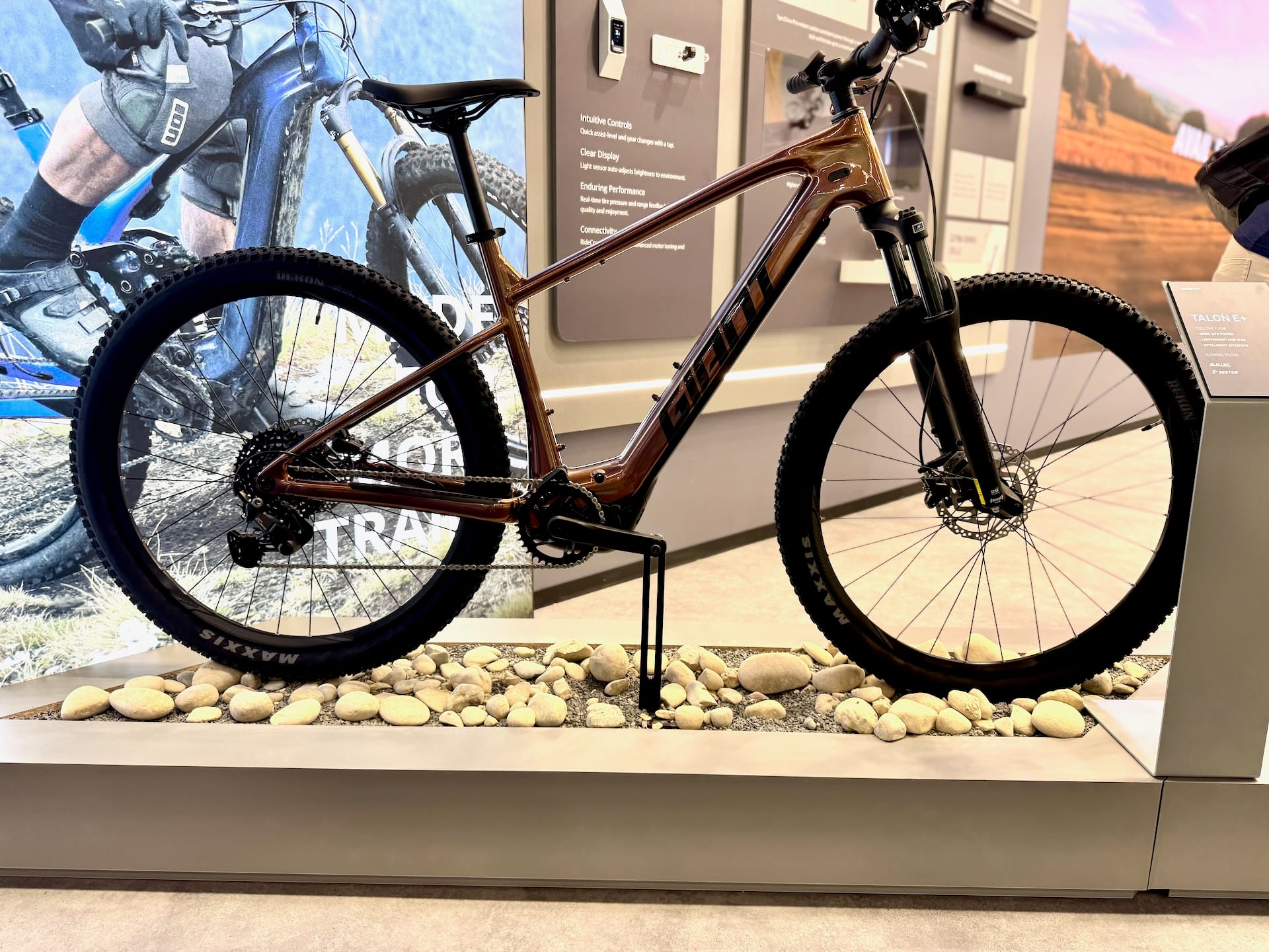 Giant face à l'embargo américain : la diplomatie au service de la transparence - Actualité 1 Vélos Giant bloqués aux États-Unis sur fond de soupçons de travail forcé