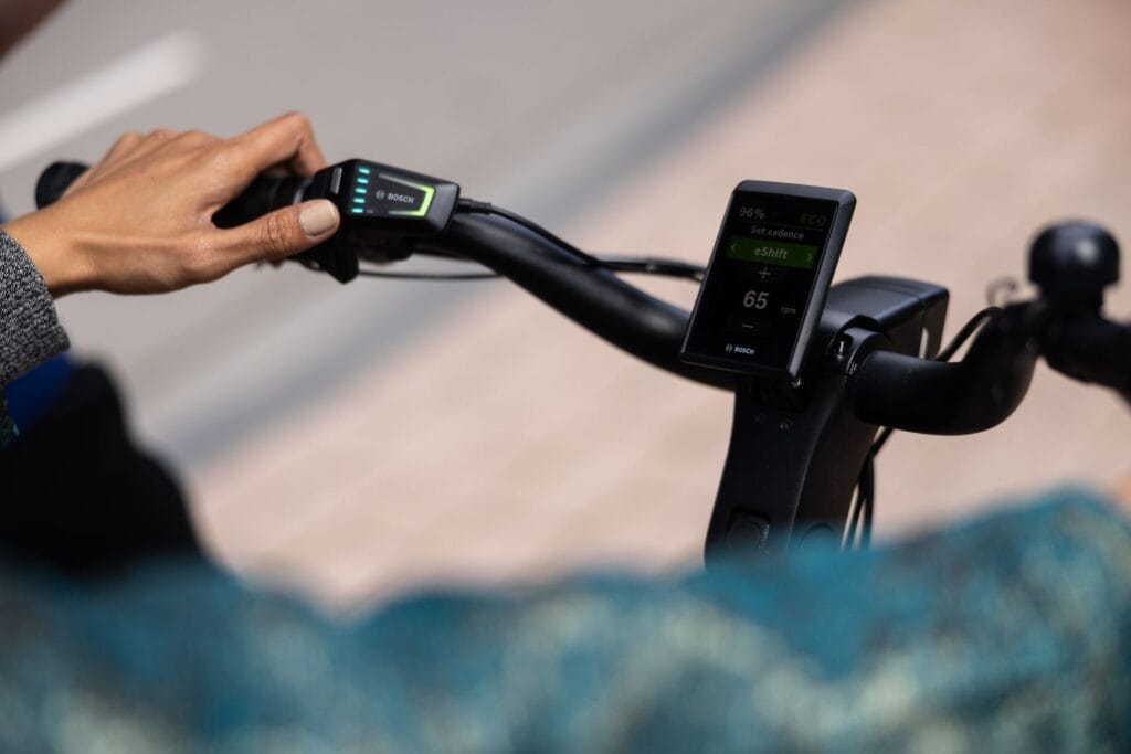 Test et Avis du vélo électrique Trek Charter+ 4 R9 - meilleur vélo electrique - en-velo-simone.fr