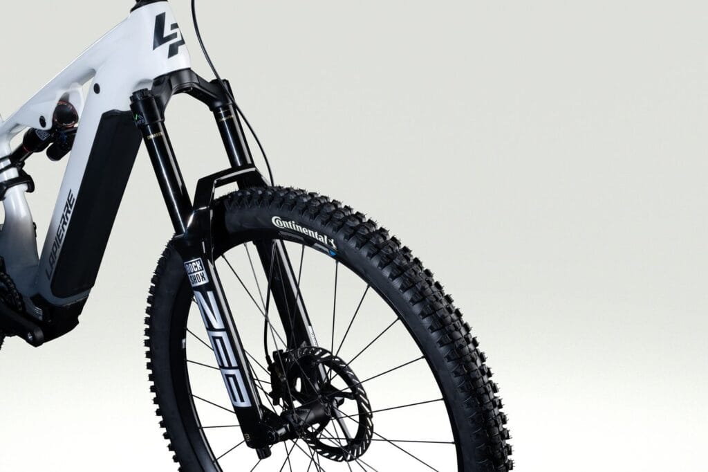 Lapierre Overvolt AM CF 10.8 - meilleur VTT électrique - en-velo-simone.fr