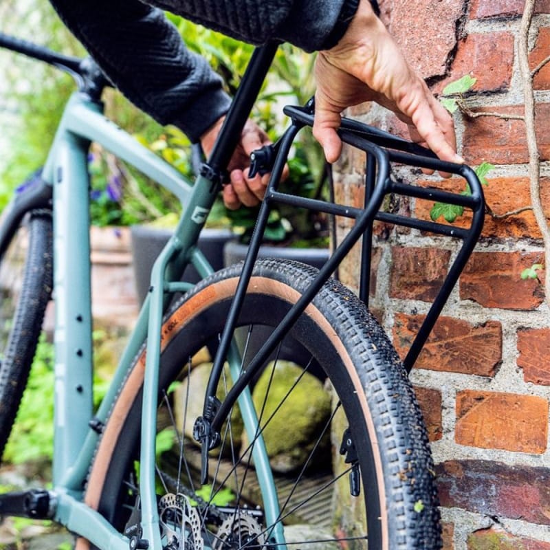 Ortlieb Quick Rack : le porte-bagages amovible en 5 secondes - Cyclotourisme 2 porte-bagages-arriere-ortlieb-quick-rack - meilleur vélo électrique - en-velo-simone.fr