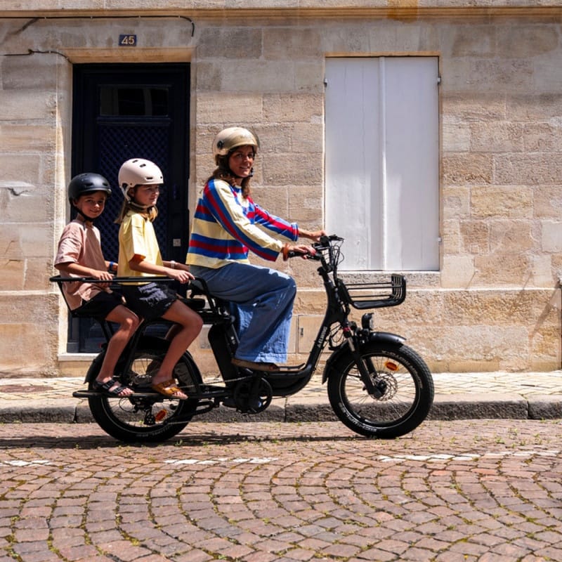 Test et Avis du vélo cargo électrique Ritmic Jumbo - Test & Avis 2 velo-cargo-electrique-ritmic-jumbo - meilleur vae cargo - en-velo-simone.fr