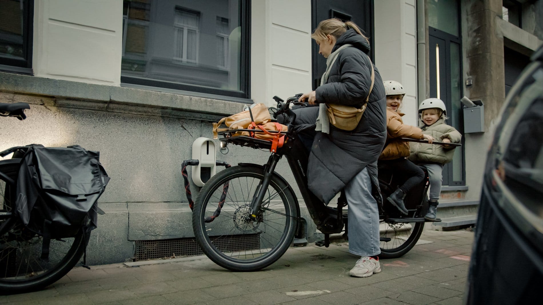 Vous avez oublié votre chargeur Sumura propose une solution - meilleur velo electrique - en-velo-simone.fr