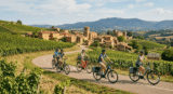 Découvrir le Beaujolais à vélo : Un voyage suspendu entre vignobles, villages dorés et vallons secrets